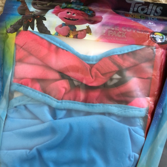 NEW kids Trolls World Tour Face Masks Coverings - Picture 3 of 3